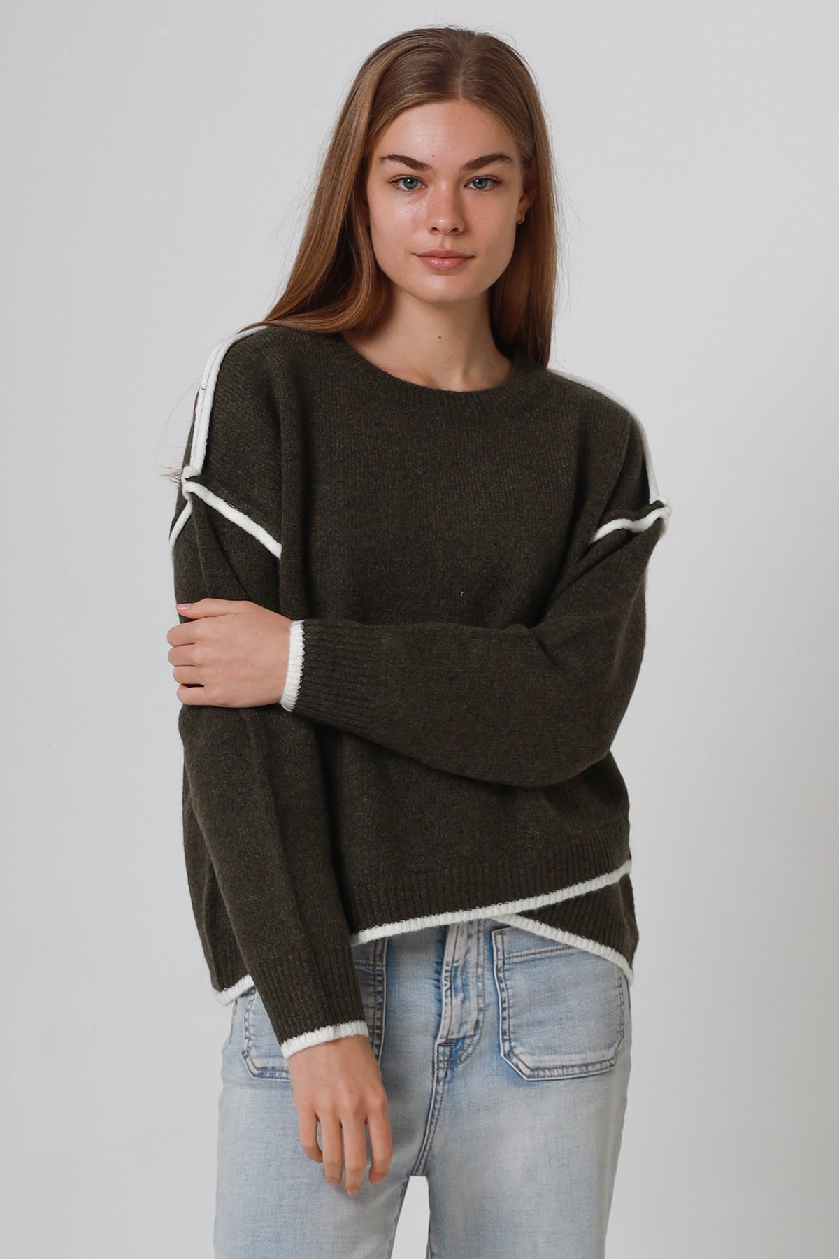 CA0423 OLIVE