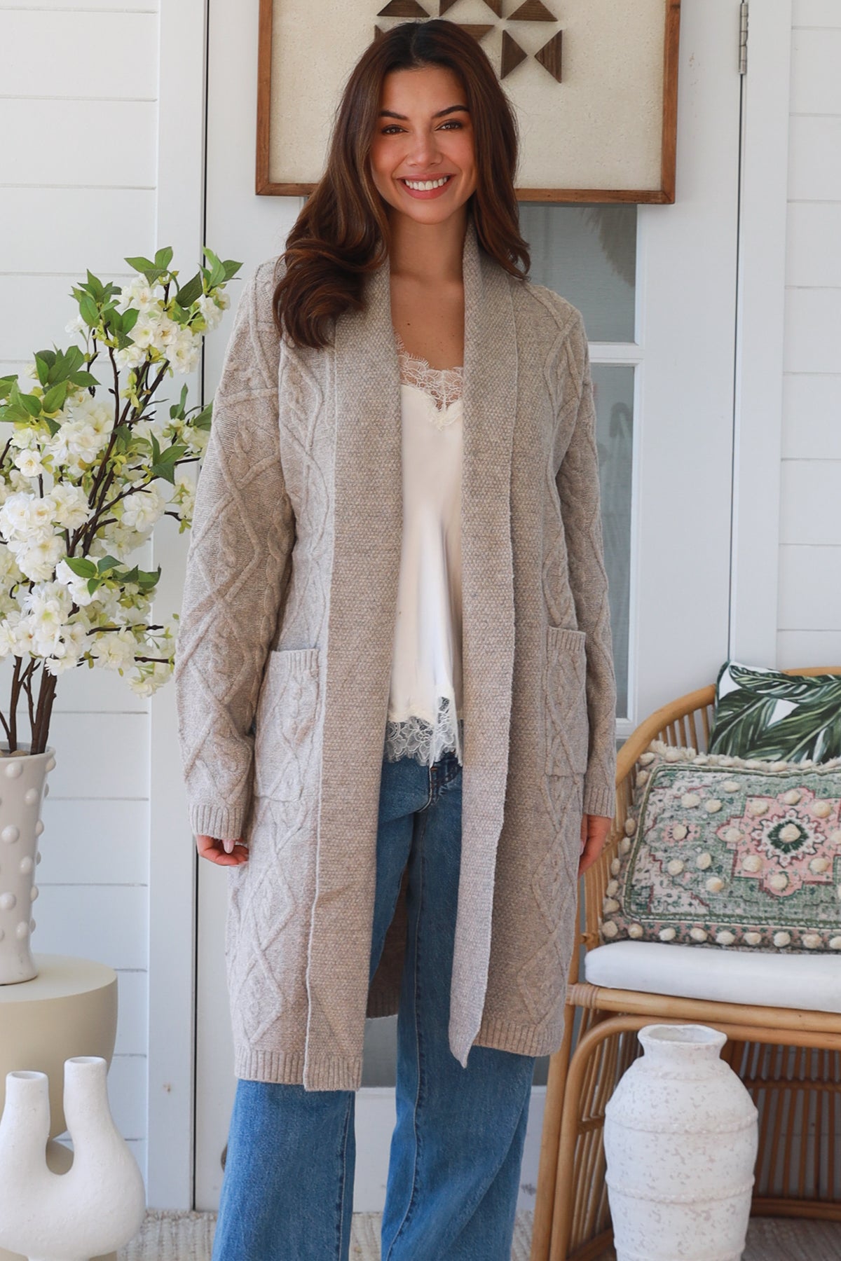 CA0437 KHAKI