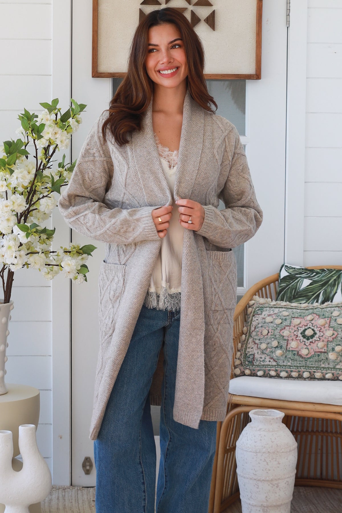 CA0437 KHAKI