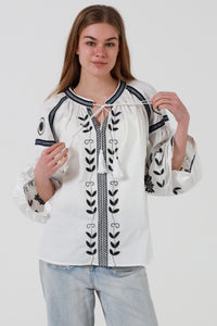 JL0001 Embroidered Top