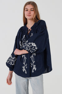 JL0004 Embroidered Top