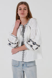 JL0007 Embroidered Top