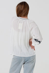 JL0009 Embroidered Top