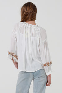 JL0010 Embroidered Top