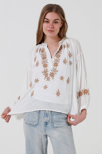 JL0010 Embroidered Top