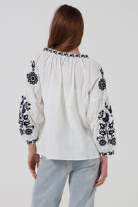 JL0011 Embroidered Top