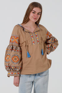 JL0014 Embroidered Top