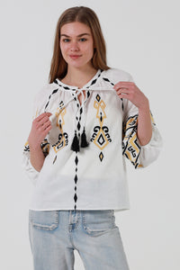 JL0015 Embroidered Top