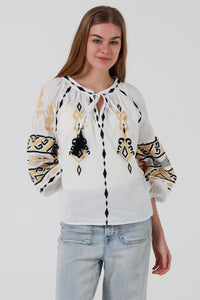 JL0015 Embroidered Top