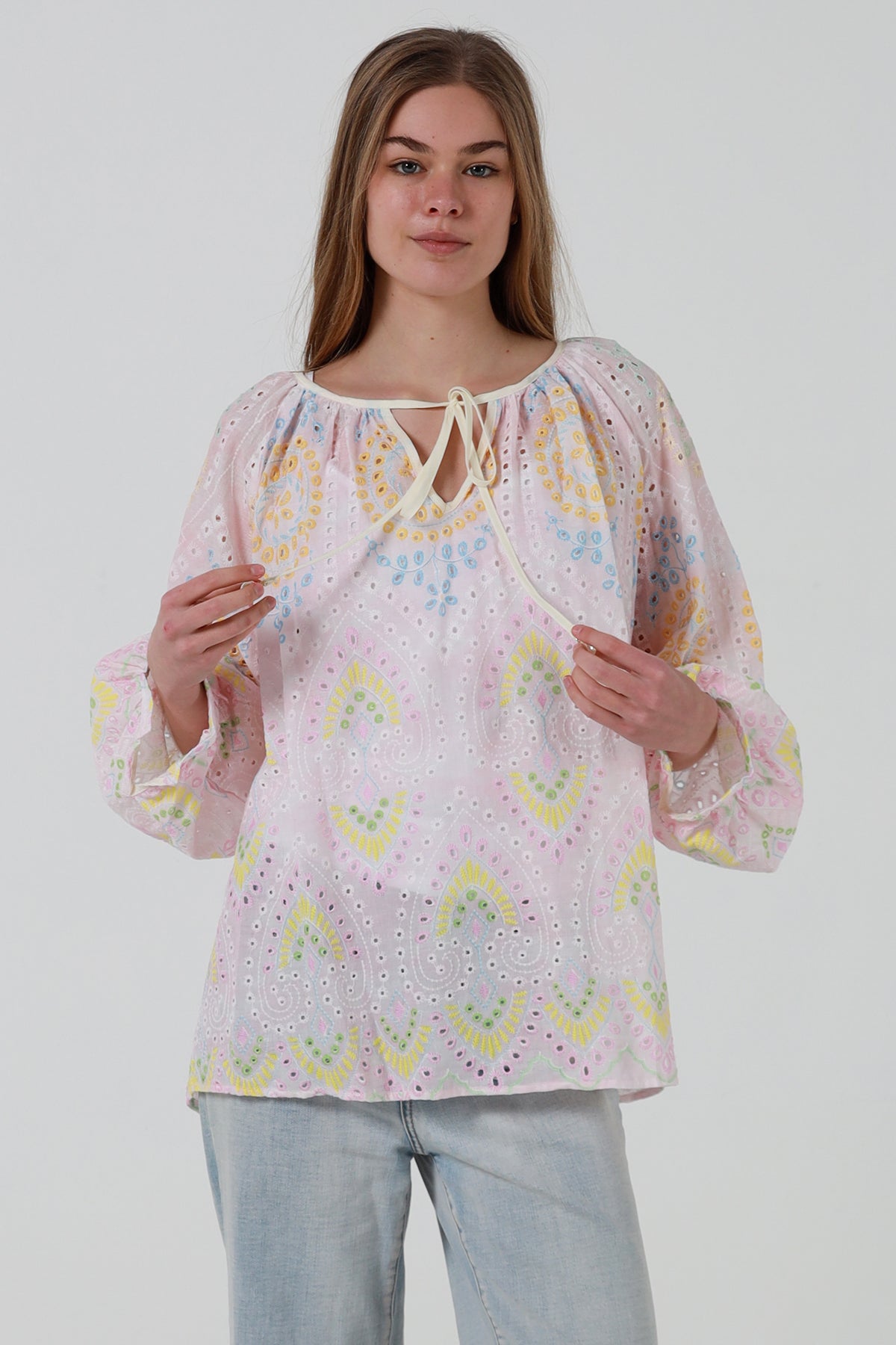 JL0017 Embroidered Top