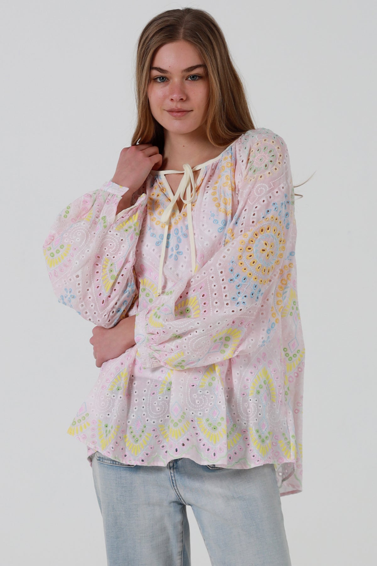 JL0017 Embroidered Top