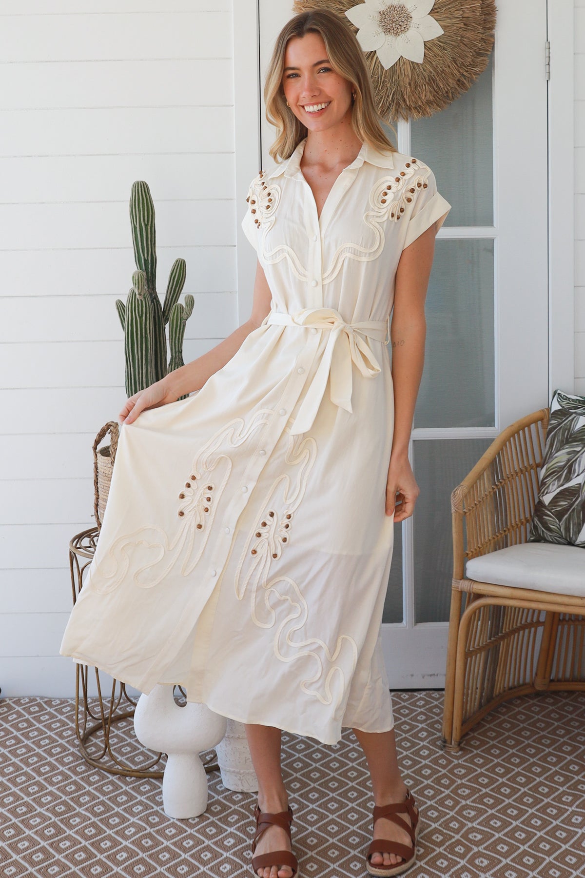 LG0229SP White