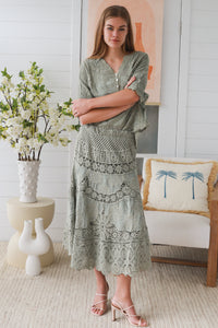 LY0321 Skirt