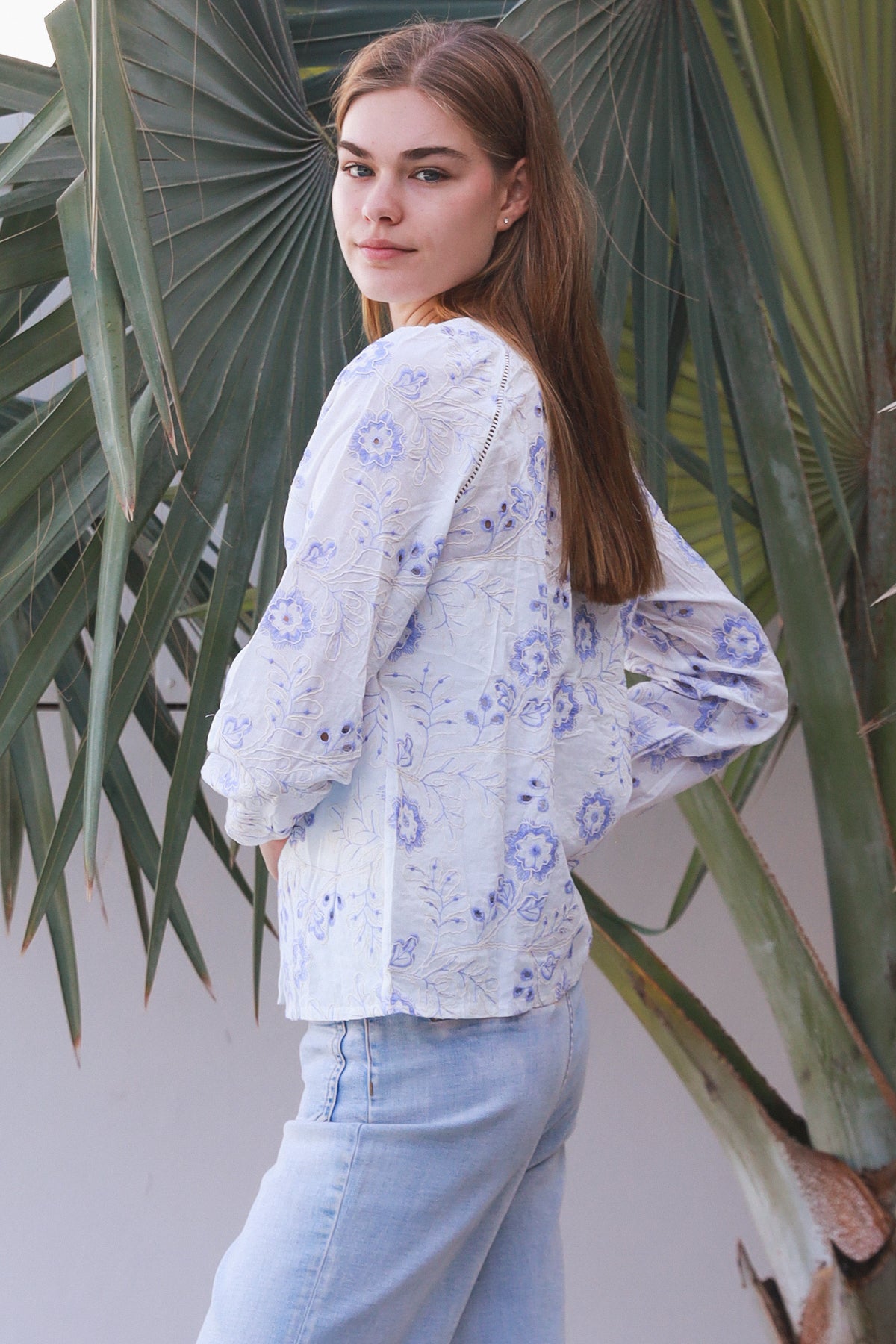LY0341