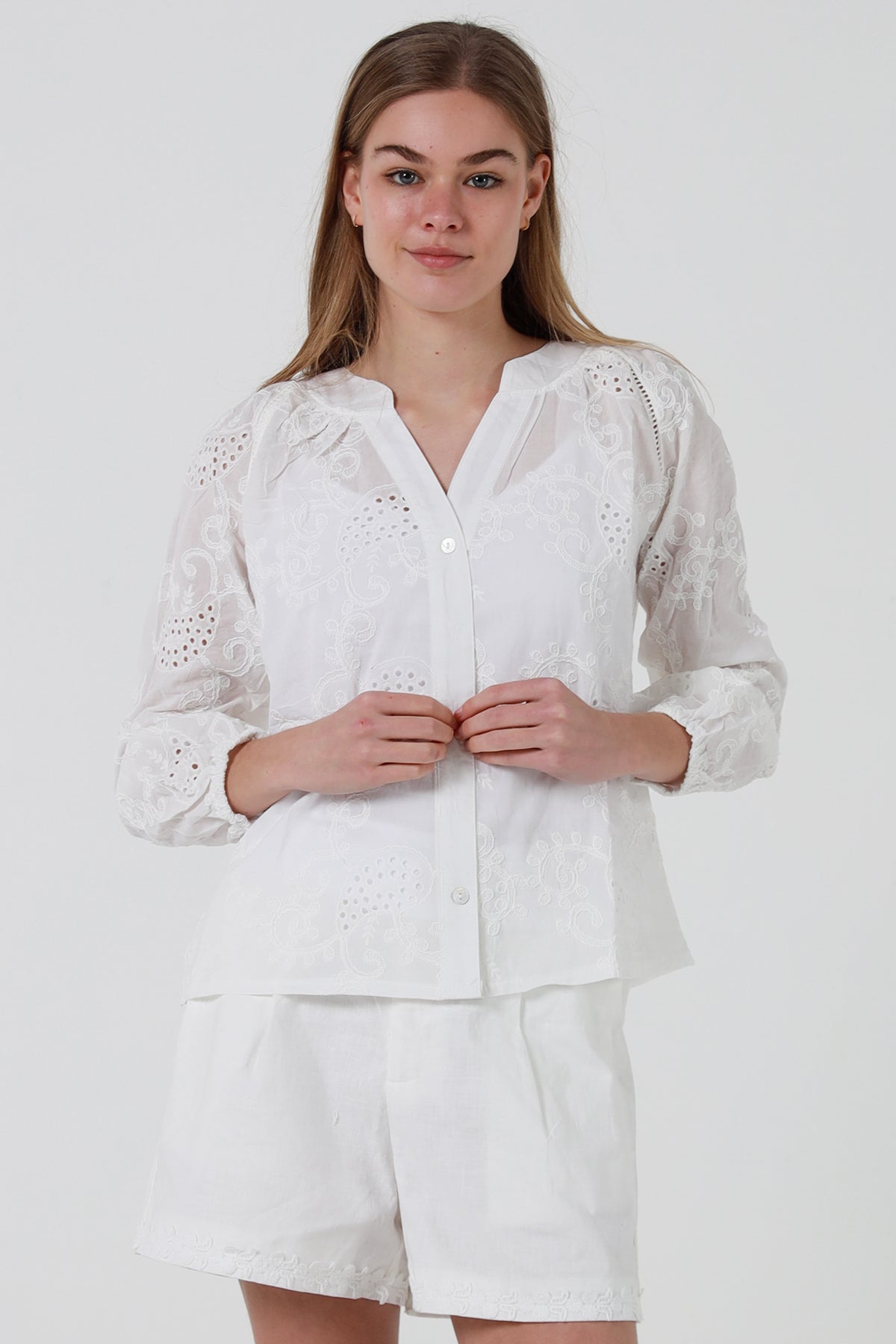 LY0351