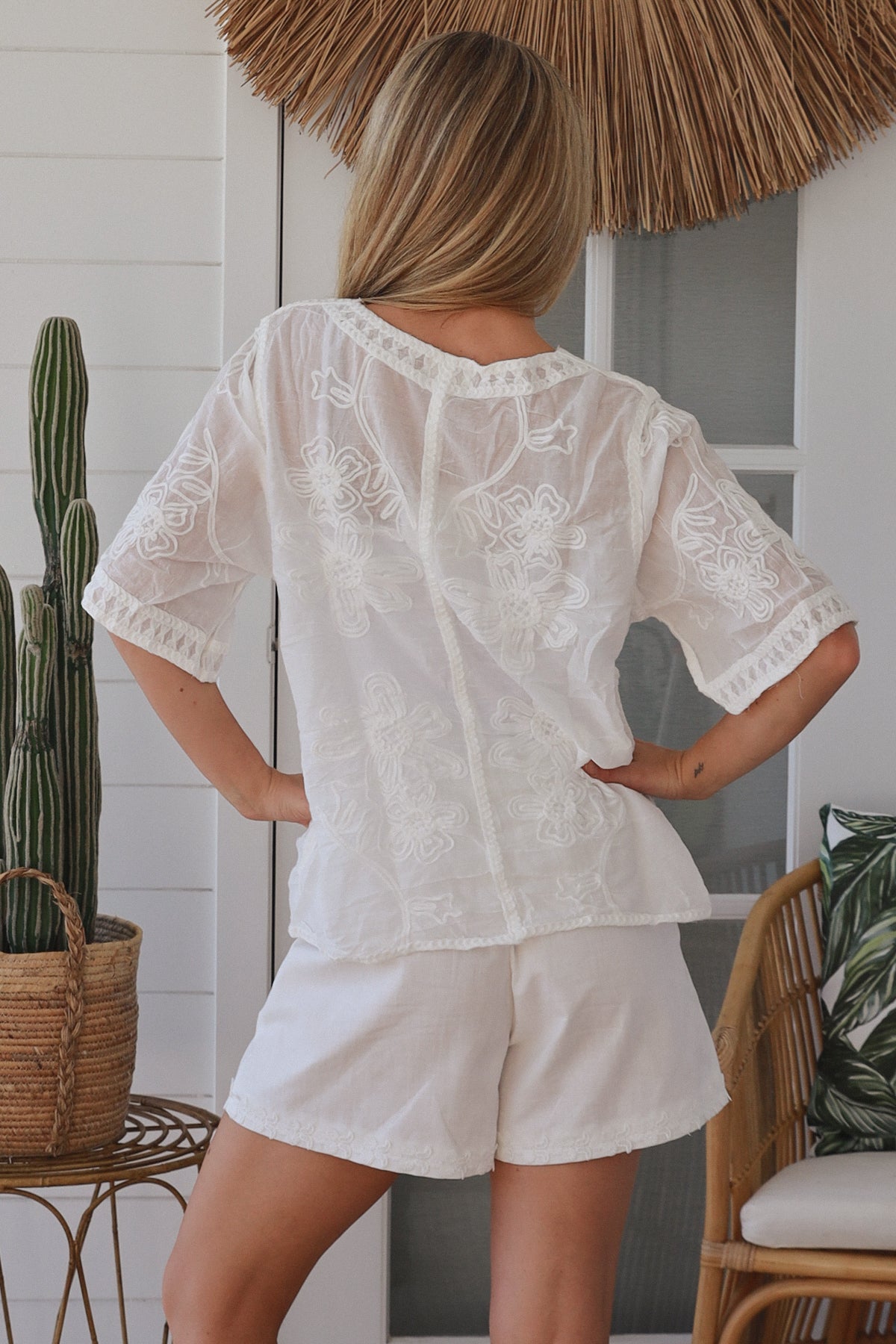 LY0353