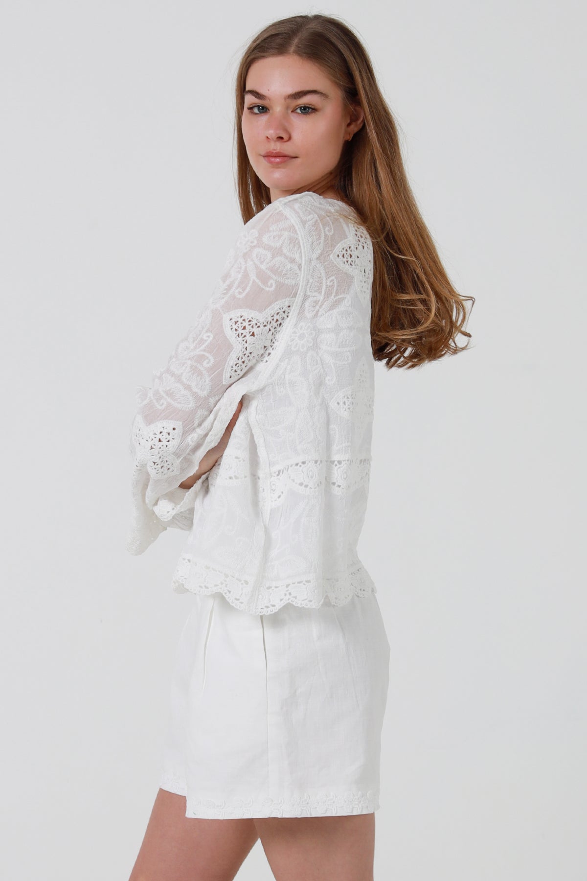 RX0143 WHITE