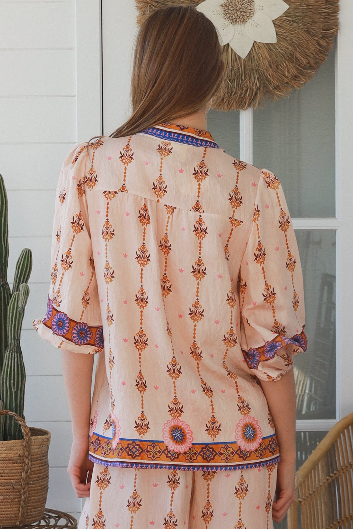 YF0235DR Top